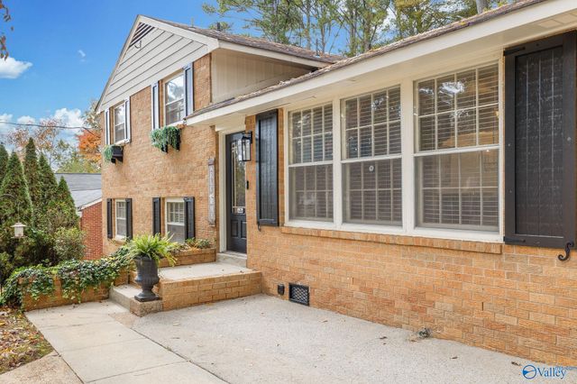 2607 Valley Brook Circle NE, Huntsville, AL 35811