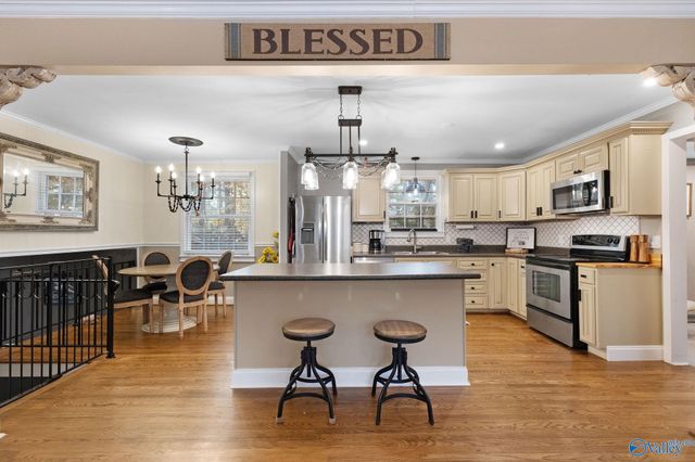 2607 Valley Brook Circle NE, Huntsville, AL 35811