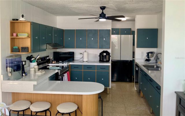 A 1, VILLAS DEL PARQUE Y ESTANCIAS, Guaynabo, PR 00969