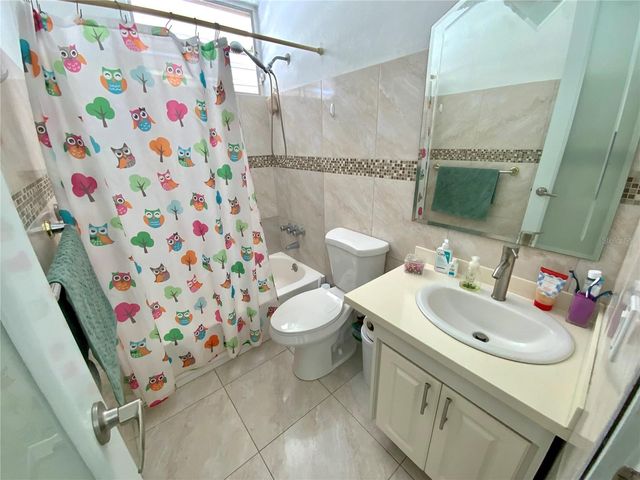 A 1, VILLAS DEL PARQUE Y ESTANCIAS, Guaynabo, PR 00969