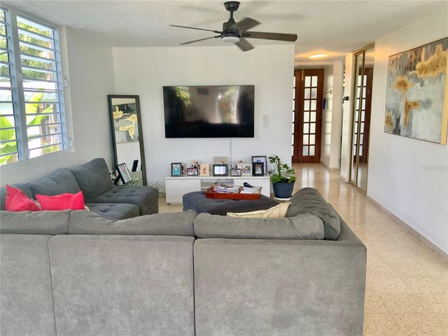 A 1, VILLAS DEL PARQUE Y ESTANCIAS, Guaynabo, PR 00969