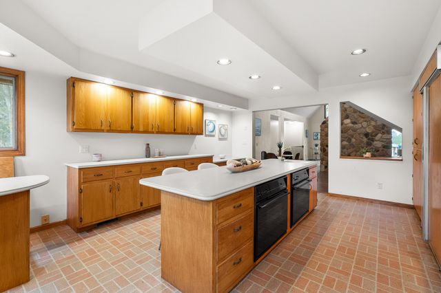 28323 Northern Bluff Drive, Pine Grove Twp, MI 49055
