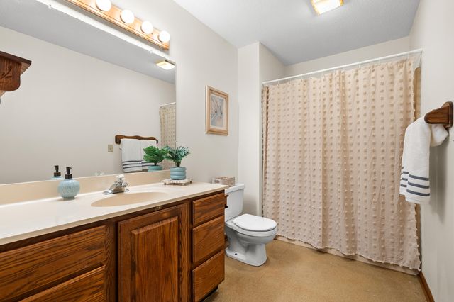 28323 Northern Bluff Drive, Pine Grove Twp, MI 49055