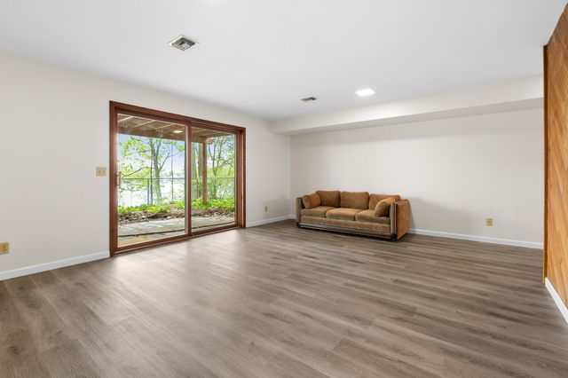 28323 Northern Bluff Drive, Pine Grove Twp, MI 49055