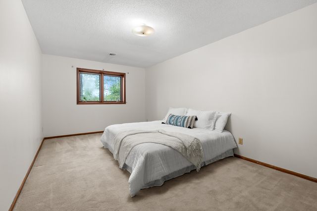 28323 Northern Bluff Drive, Pine Grove Twp, MI 49055
