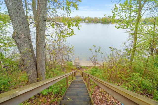28323 Northern Bluff Drive, Pine Grove Twp, MI 49055