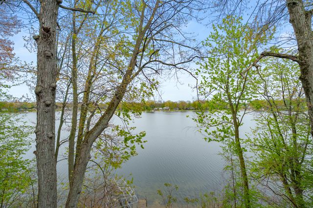 28323 Northern Bluff Drive, Pine Grove Twp, MI 49055