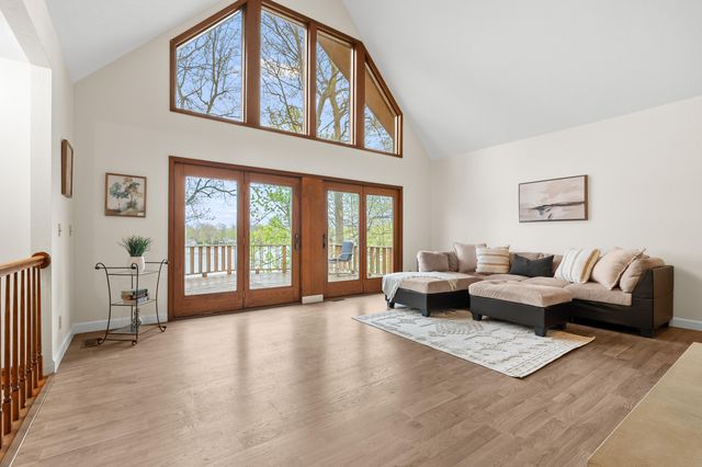 28323 Northern Bluff Drive, Pine Grove Twp, MI 49055