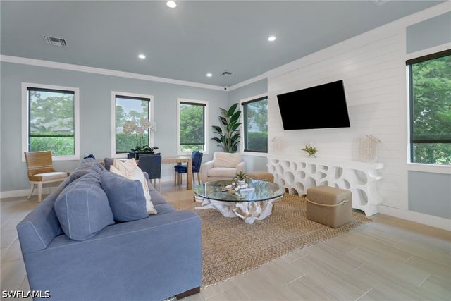 14846 Loggerhead DR, Naples, FL 34120