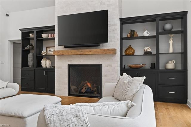 105 N Knob HL, Williamsburg, VA 23188