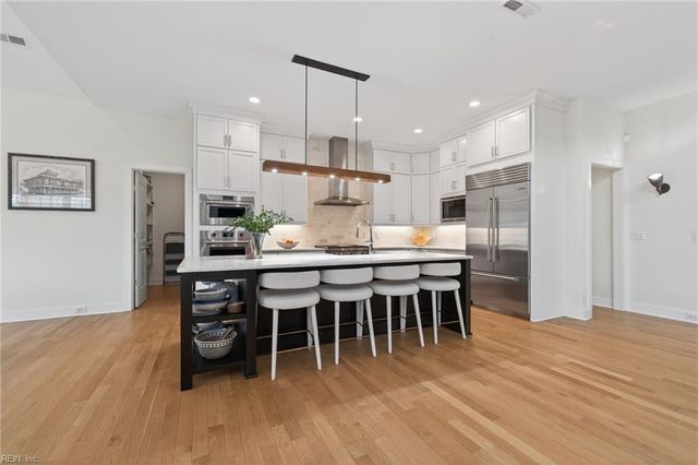 105 N Knob HL, Williamsburg, VA 23188