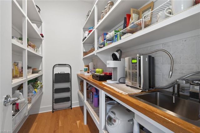 105 N Knob HL, Williamsburg, VA 23188