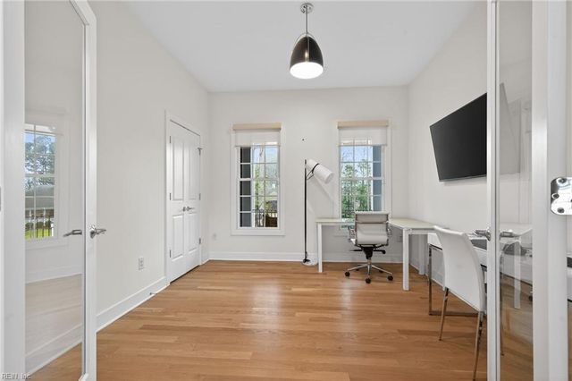 105 N Knob HL, Williamsburg, VA 23188