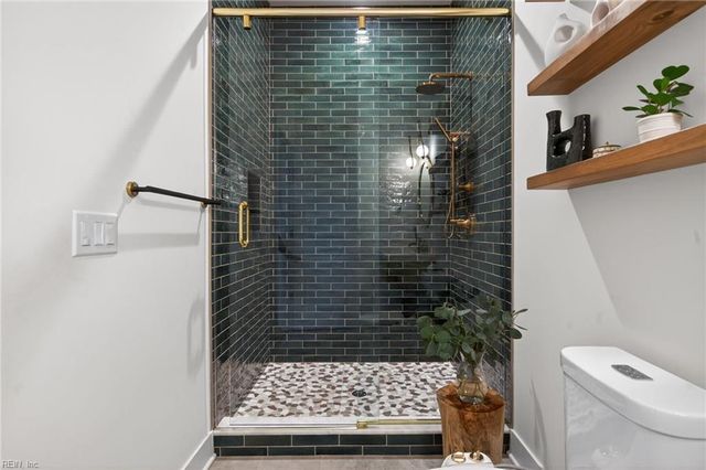 105 N Knob HL, Williamsburg, VA 23188