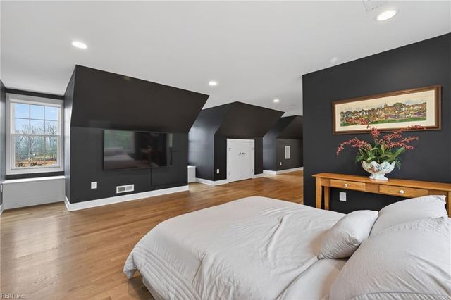 105 N Knob HL, Williamsburg, VA 23188