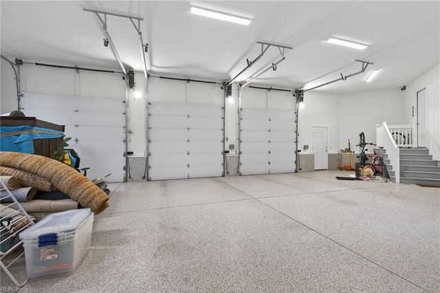 105 N Knob HL, Williamsburg, VA 23188