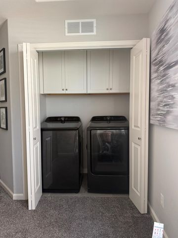 6347 N Alta Vista Lane, Fresno, CA 93722