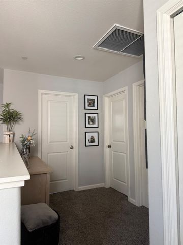 6347 N Alta Vista Lane, Fresno, CA 93722