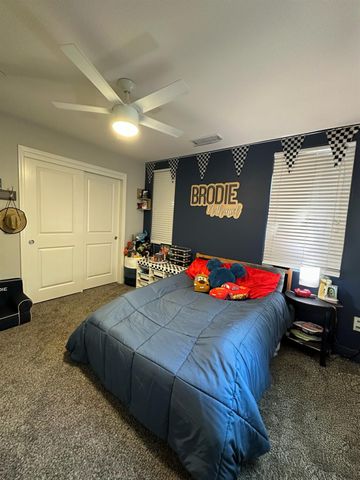 6347 N Alta Vista Lane, Fresno, CA 93722