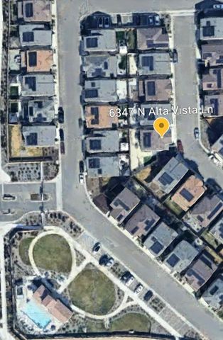 6347 N Alta Vista Lane, Fresno, CA 93722