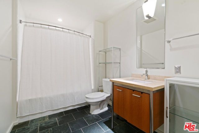 1155 S Grand Avenue 815, Los Angeles, CA 90015