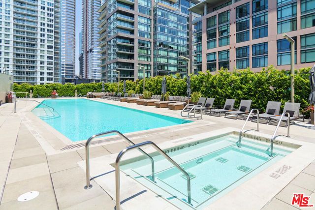 1155 S Grand Avenue 815, Los Angeles, CA 90015
