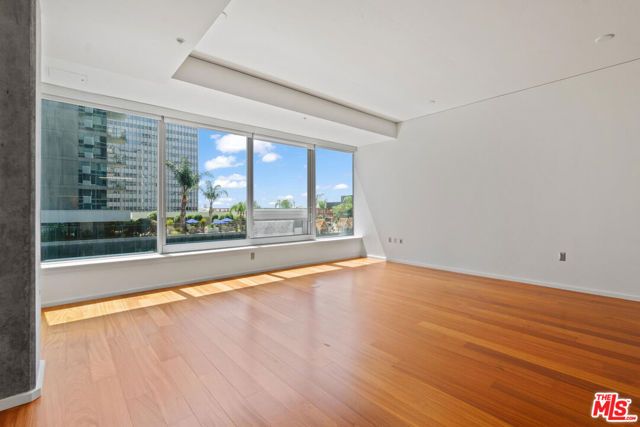 1155 S Grand Avenue 815, Los Angeles, CA 90015