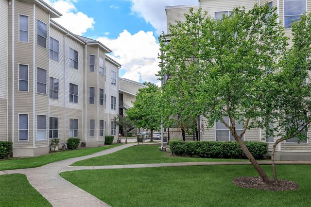 301 W Little York RD 1322, Houston, TX 77076