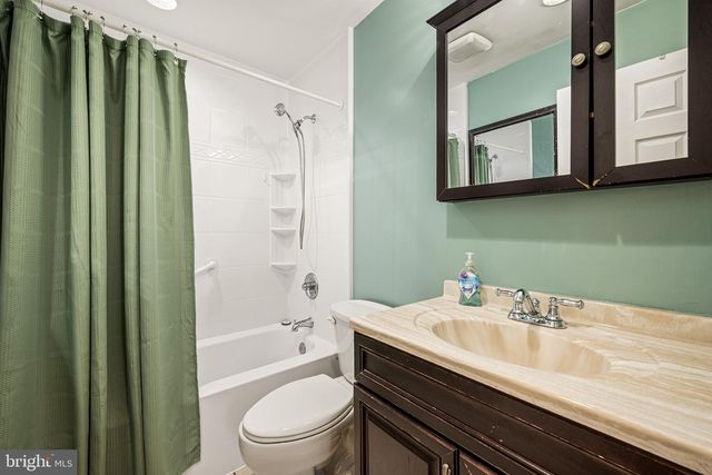 100 ARGYLL CT, Downingtown, PA 19335