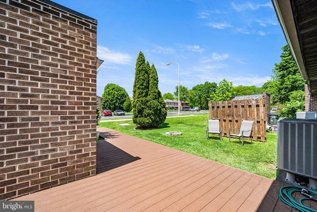 100 ARGYLL CT, Downingtown, PA 19335