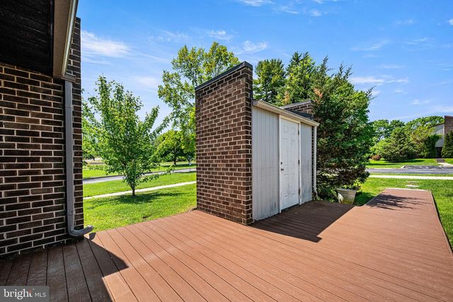 100 ARGYLL CT, Downingtown, PA 19335