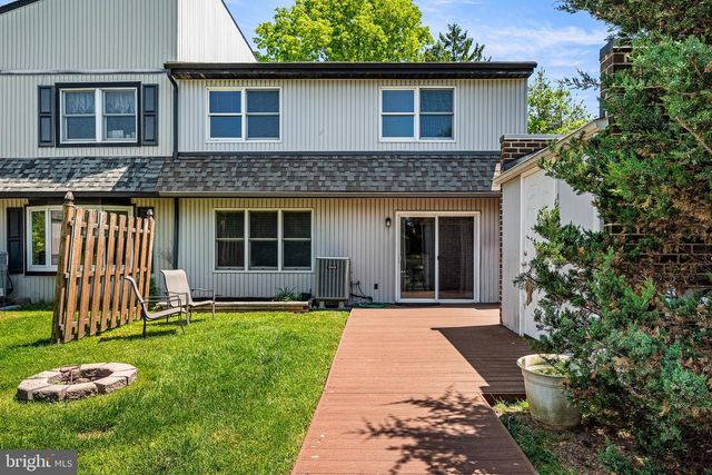100 ARGYLL CT, Downingtown, PA 19335