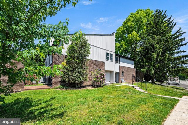 100 ARGYLL CT, Downingtown, PA 19335