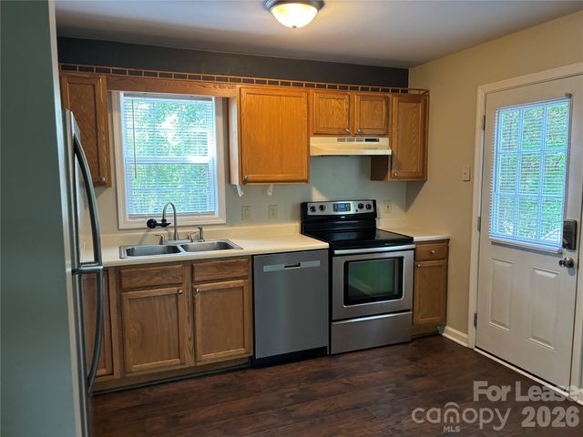 276 Isle of Pines Road B, Mooresville, NC 28117