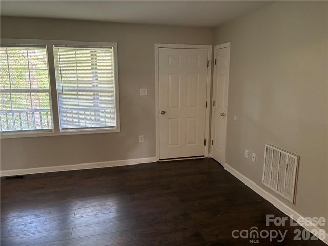 276 Isle of Pines Road B, Mooresville, NC 28117
