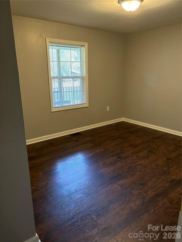 276 Isle of Pines Road B, Mooresville, NC 28117