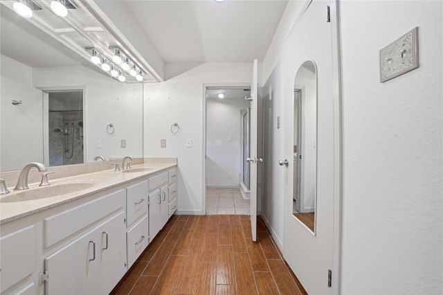 203 Shoal DR, Georgetown, TX 78633