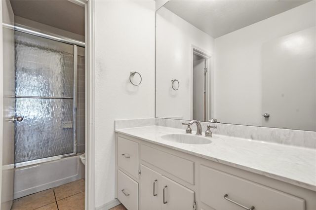 203 Shoal DR, Georgetown, TX 78633