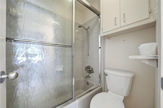 203 Shoal DR, Georgetown, TX 78633