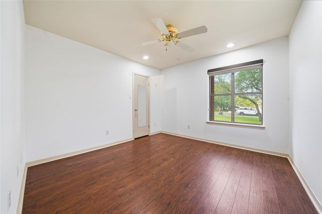 203 Shoal DR, Georgetown, TX 78633