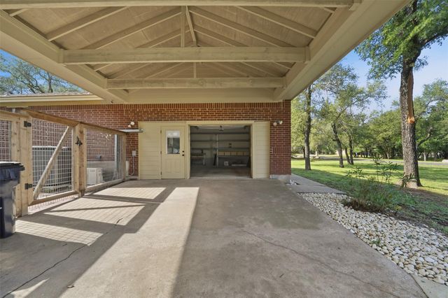 203 Shoal DR, Georgetown, TX 78633