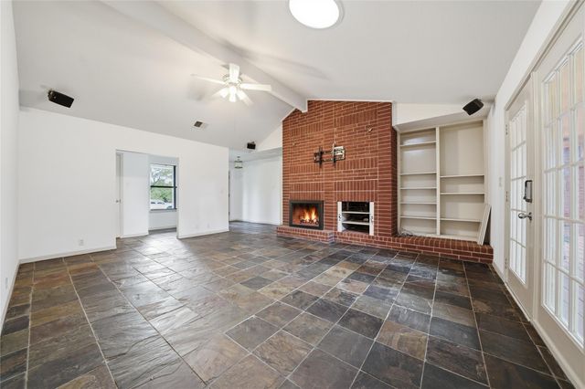 203 Shoal DR, Georgetown, TX 78633