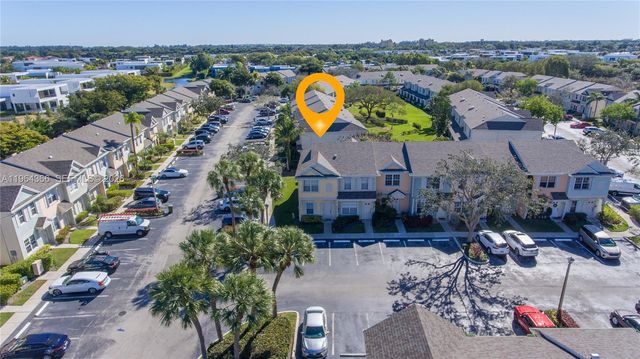 2 Simonton Circle, Weston, FL 33326