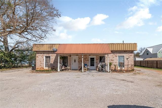 8135 State Street, Citronelle, AL 36522