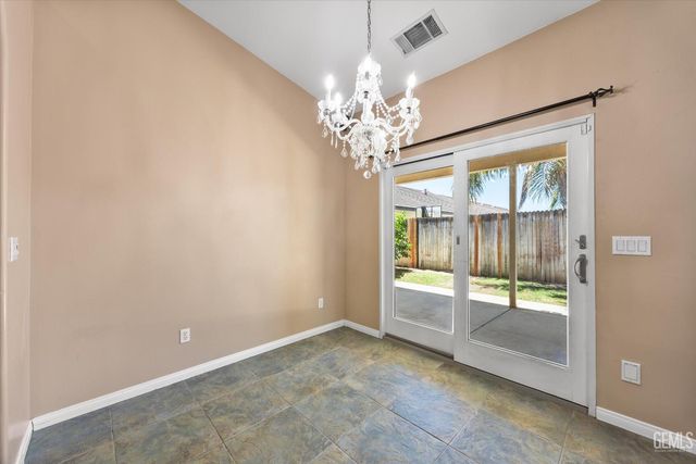 3811 Europa Lane, Bakersfield, CA 93312