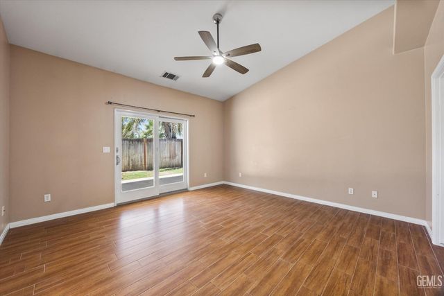 3811 Europa Lane, Bakersfield, CA 93312