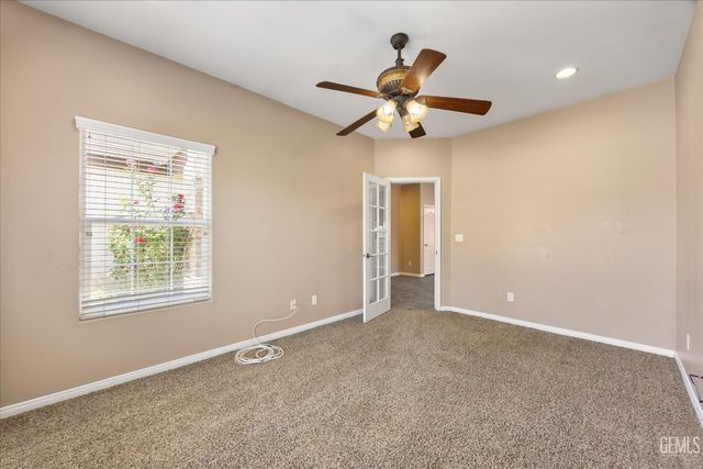 3811 Europa Lane, Bakersfield, CA 93312