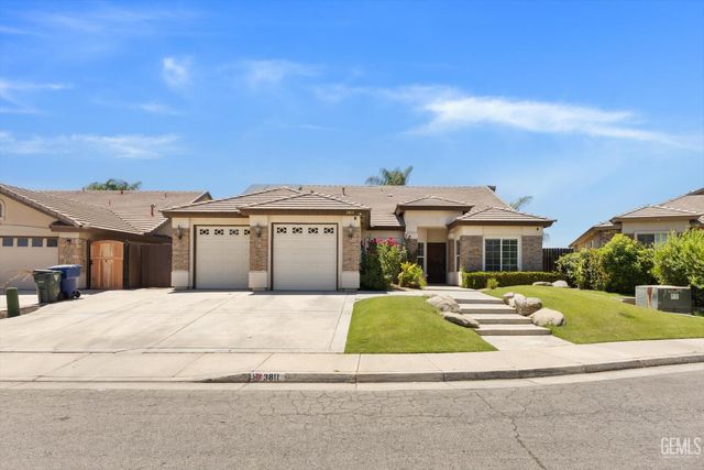 3811 Europa Lane, Bakersfield, CA 93312