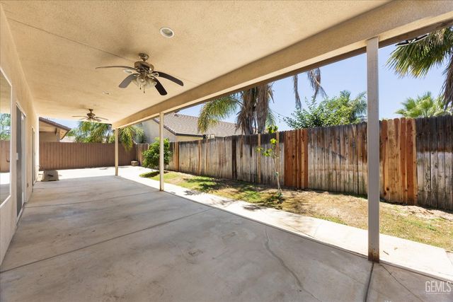 3811 Europa Lane, Bakersfield, CA 93312