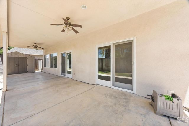 3811 Europa Lane, Bakersfield, CA 93312